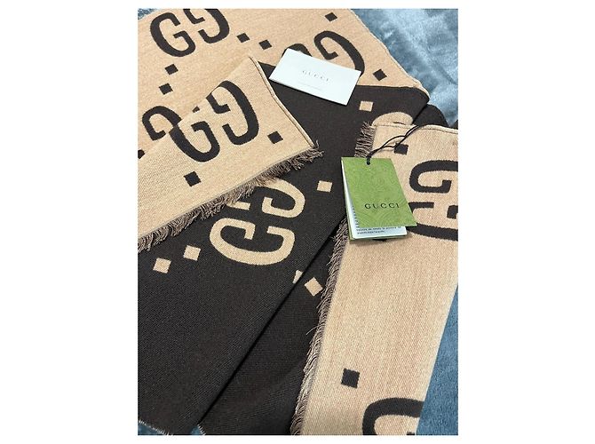 Sciarpa Gucci GG Supreme in Lana Beige e Marrone - vista 4