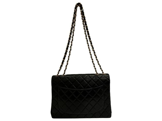 Borsa a Spalla CHANEL Deca Matelassé in Nero - vista 2