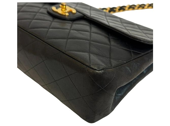Borsa a Spalla CHANEL Deca Matelassé in Nero - vista 3