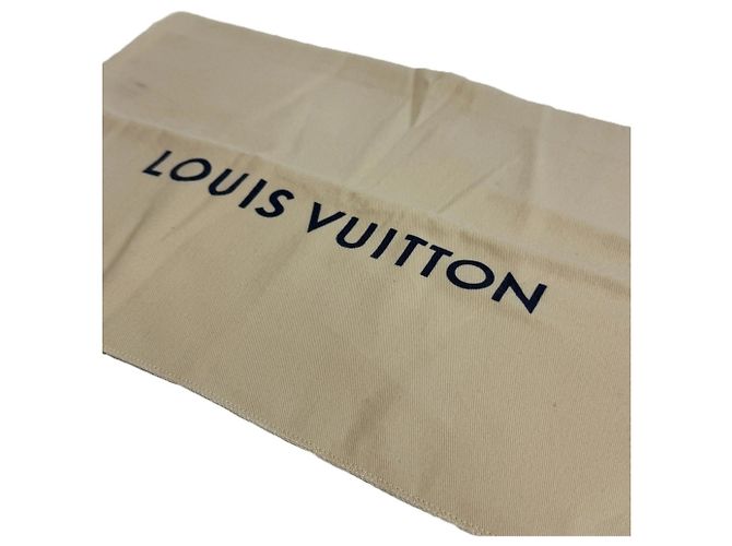 Louis Vuitton M58658 Sac Plat PM Tote Bag Black - view 10