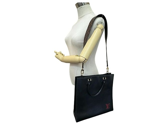 Louis Vuitton M58658 Sac Plat PM Tote Bag Black - view 11