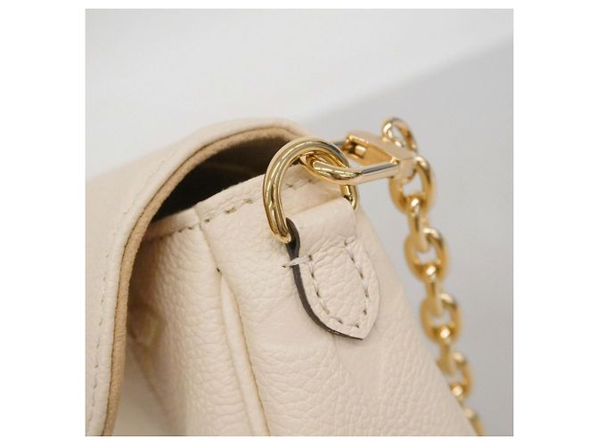 Portafoglio Louis Vuitton Monogram Empreinte con Catena Ivy Crudo - vista 6