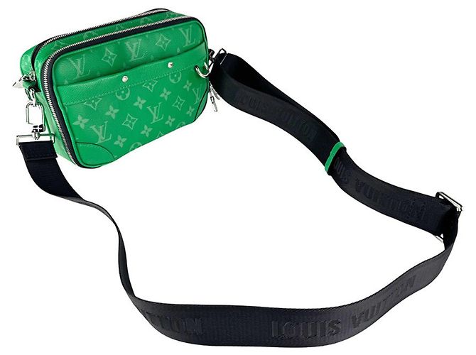 Borsa a Spalla Alpha Taigarama di Louis Vuitton Verde chiaro - vista 11