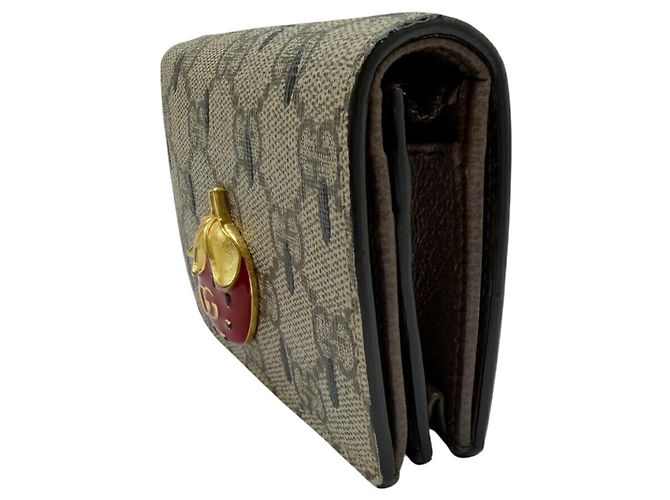 Billetera Compacta GG Stream de Gucci Negro Roja Beige - vista 3