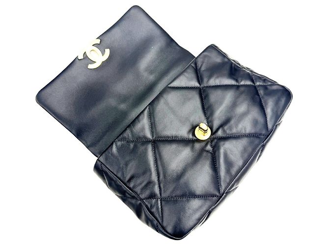 Borsa Chanel 19 in agnello nero - vista 12