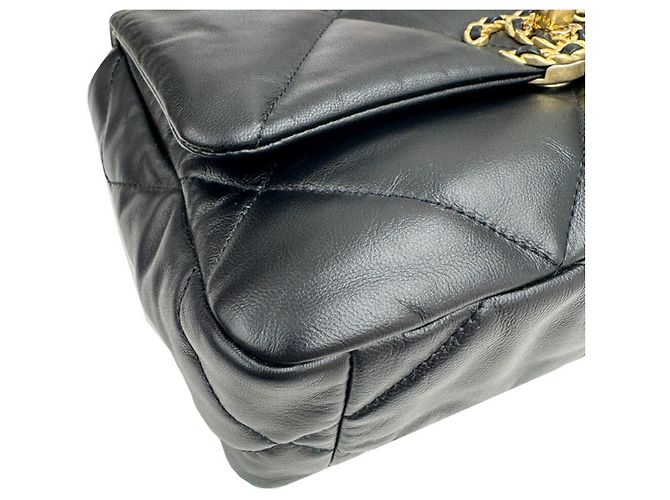 Borsa Chanel 19 in agnello nero - vista 6