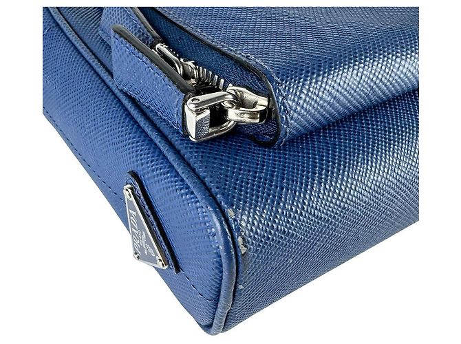 Borsa a spalla in pelle blu Prada - vista 9
