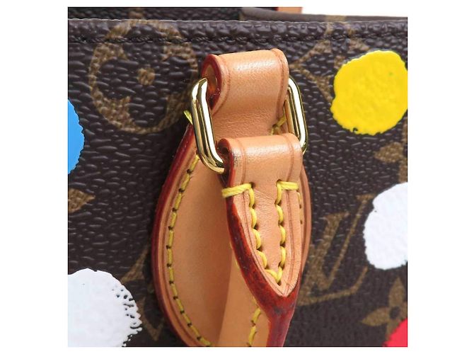 Bolsa de mão Monogram Canvas On the Go PM da Louis Vuitton Marrom Multicor Monograma - vista 9