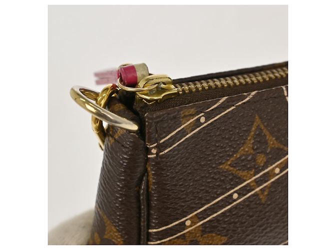 Pochette Accessoires Edizione Limitata Mini in Canvas Monogram Louis Vuitton Marrone - vista 7