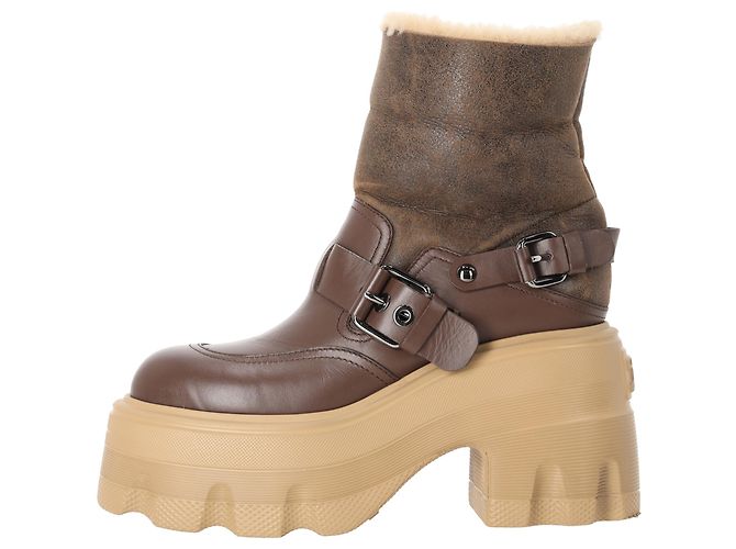 Stivaletti in pelle marrone con lacci in shearling Casadei Rosso - vista 2