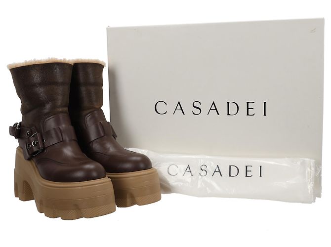 Stivaletti in pelle marrone con lacci in shearling Casadei Rosso - vista 5
