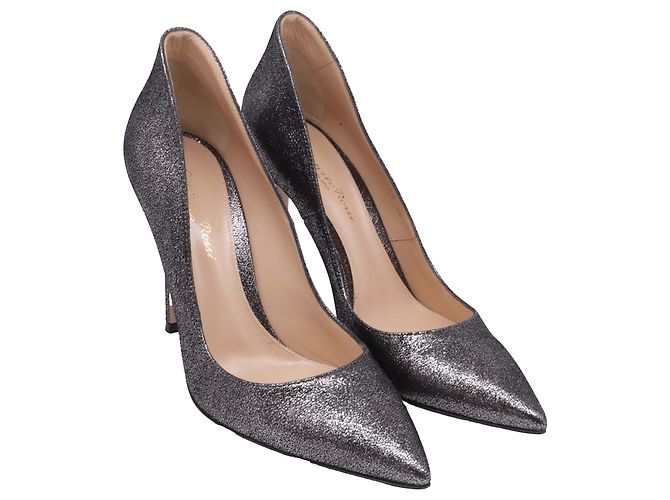 Gianvito Rossi Gianvito 105 Pumps mit Spitzem Zehen in Grauem Glitzer - Ansicht 3