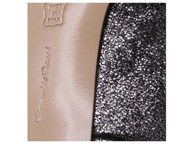 Gianvito Rossi Gianvito 105 Pumps mit Spitzem Zehen in Grauem Glitzer - Ansicht 7