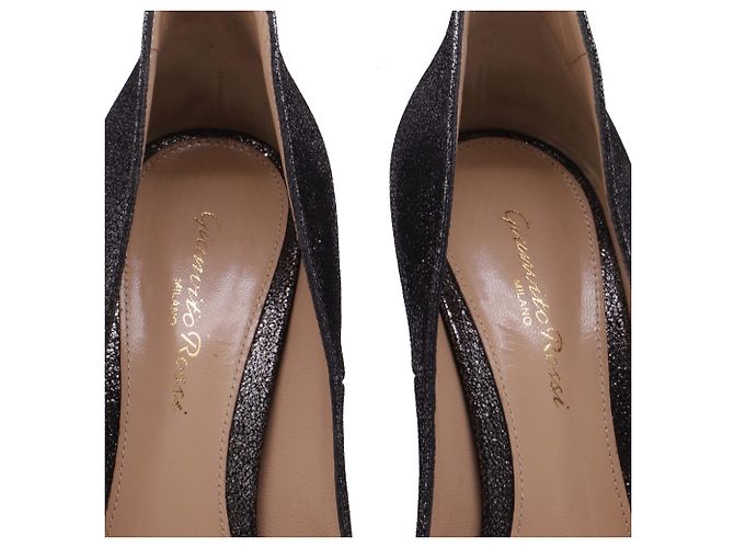 Gianvito Rossi Gianvito 105 Pumps mit Spitzem Zehen in Grauem Glitzer - Ansicht 8
