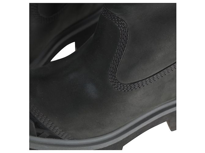 Botas de cano médio Louis Vuitton x Timberland em couro preto - vista 11
