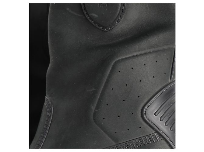 Botas de cano médio Louis Vuitton x Timberland em couro preto - vista 12