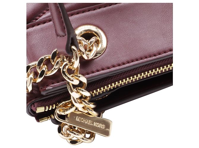Bolsa tote média Whitney matelassada da Michael Kors em couro bordô - vista 7
