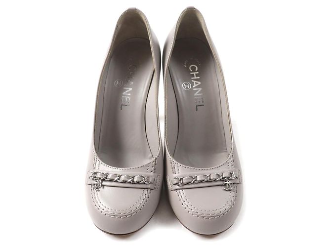 Timeless COCO MarkChain Leder-Pumps von Chanel Grau - Ansicht 3