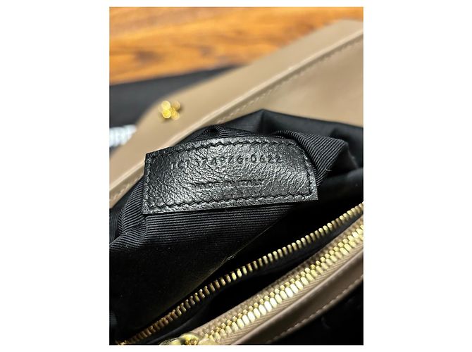 Borsa a Spalla Loulou Toy in Suede Grigio di Saint Laurent - vista 4