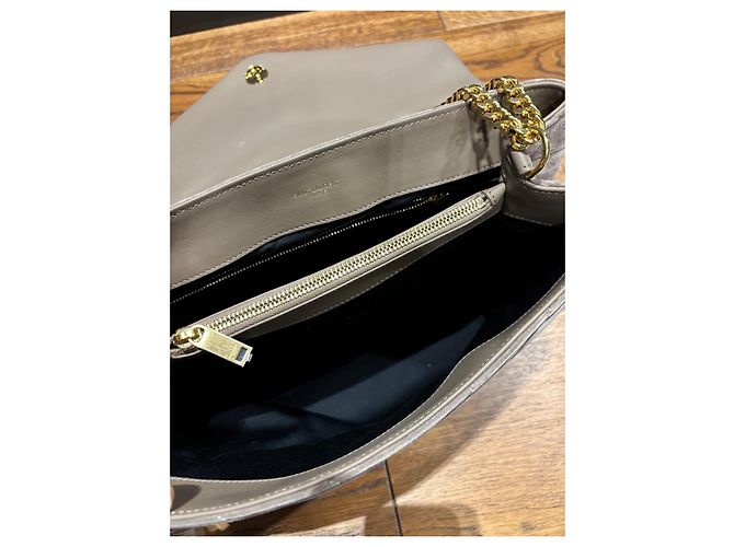 Borsa a Spalla Loulou Toy in Suede Grigio di Saint Laurent - vista 7