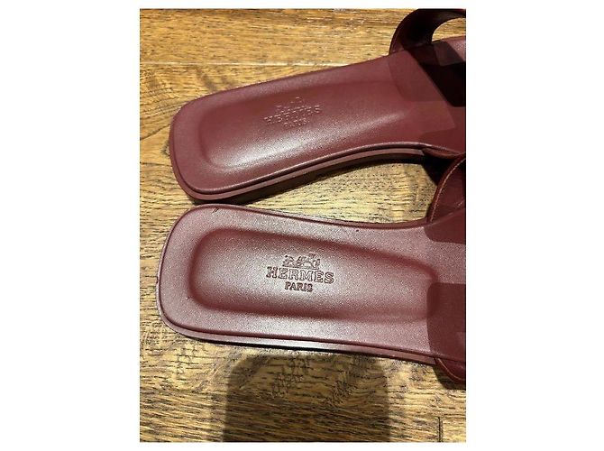 Sandali Hermès Oran in pelle bordeaux Bordò - vista 6