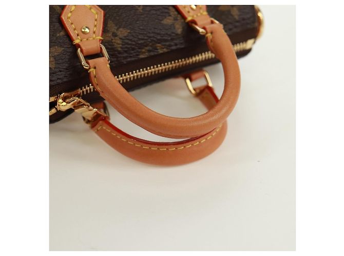 LOUIS VUITTON Borsa Mini Icona Trio Monogram 2021-2025 M81081 Auth LV 165361SM Monogramma - vista 11