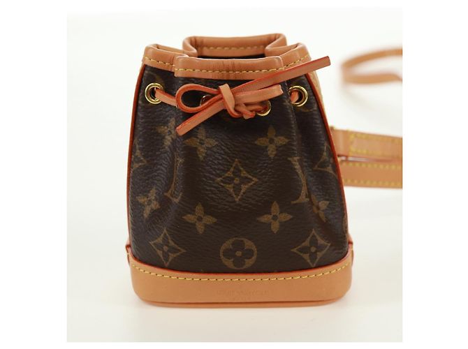 LOUIS VUITTON Borsa Mini Icona Trio Monogram 2021-2025 M81081 Auth LV 165361SM Monogramma - vista 28