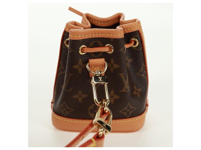 LOUIS VUITTON Borsa Mini Icona Trio Monogram 2021-2025 M81081 Auth LV 165361SM Monogramma - vista 29
