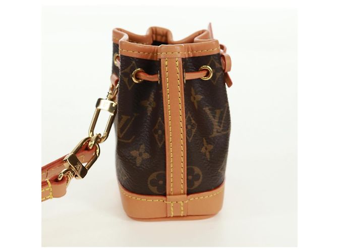 LOUIS VUITTON Borsa Mini Icona Trio Monogram 2021-2025 M81081 Auth LV 165361SM Monogramma - vista 30
