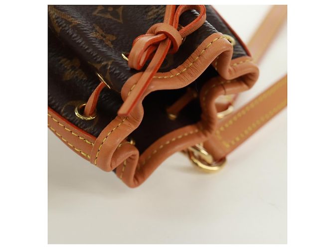 LOUIS VUITTON Borsa Mini Icona Trio Monogram 2021-2025 M81081 Auth LV 165361SM Monogramma - vista 32