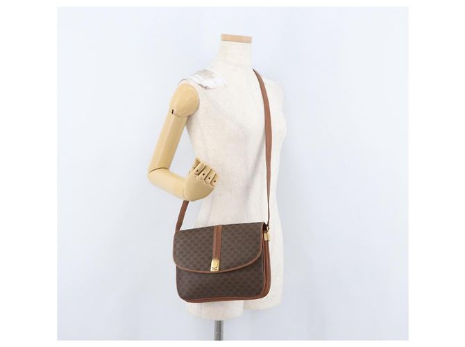 Céline Borsa a spalla in tela Macadam CELINE in pelle PVC marrone oro Auth LNZ224 D'oro - vista 26
