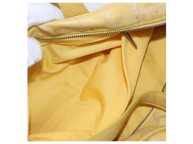 CHANEL Nuova Borsa da Viaggio in Nylon Gialla Argento CC Auth LNZ232 Giallo - vista 23
