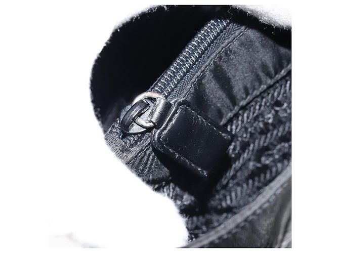 PRADA Bolsa de mão em nylon preto prata Auth kk630 - vista 23