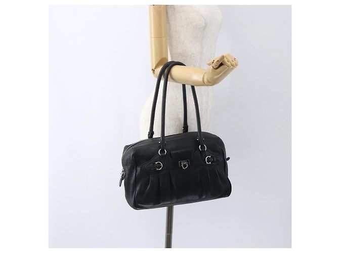 Borsa a mano in pelle nera e argento Gancini di Salvatore Ferragamo Auth am10666 Nero - vista 24