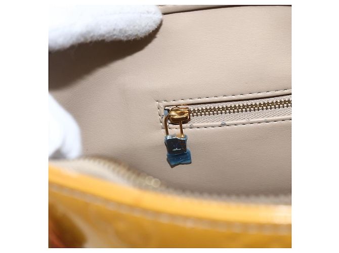 LOUIS VUITTON Borsa a mano Monogram Vernis Houston Gialla M91121 LV Auth ka2560 Giallo - vista 20