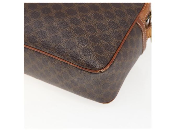 Céline Borsa a Spalla in Tela Macadam CELINE in Pelle PVC Marrone Oro Auth 173557 D'oro - vista 15