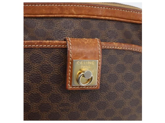 Céline Borsa a Spalla in Tela Macadam CELINE in Pelle PVC Marrone Oro Auth 173557 D'oro - vista 17