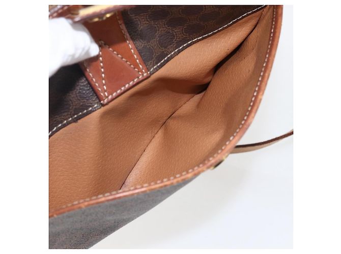 Céline Borsa a Spalla in Tela Macadam CELINE in Pelle PVC Marrone Oro Auth 173557 D'oro - vista 23