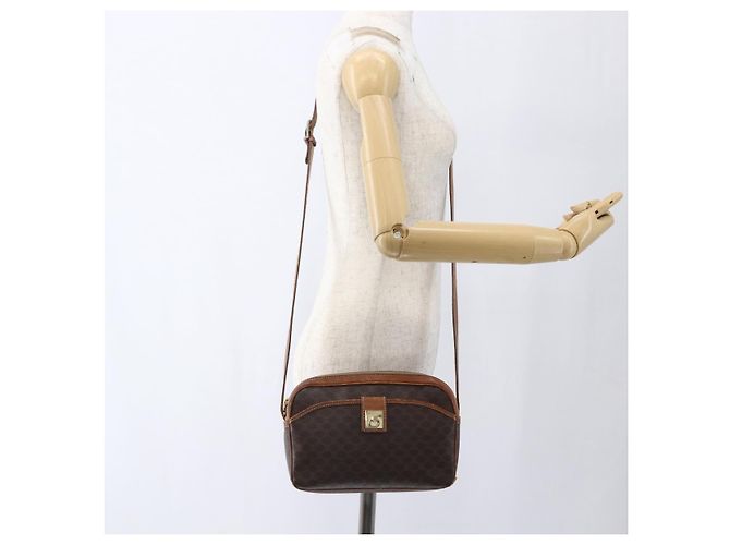 Céline Borsa a Spalla in Tela Macadam CELINE in Pelle PVC Marrone Oro Auth 173557 D'oro - vista 24