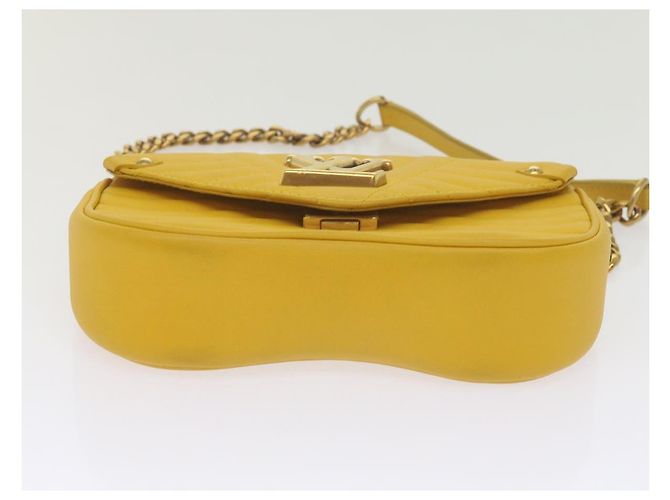 LOUIS VUITTON Borsa a Spalla New Wave Chain PM Pelle Gialla LV Auth 60852SAV Giallo - vista 7