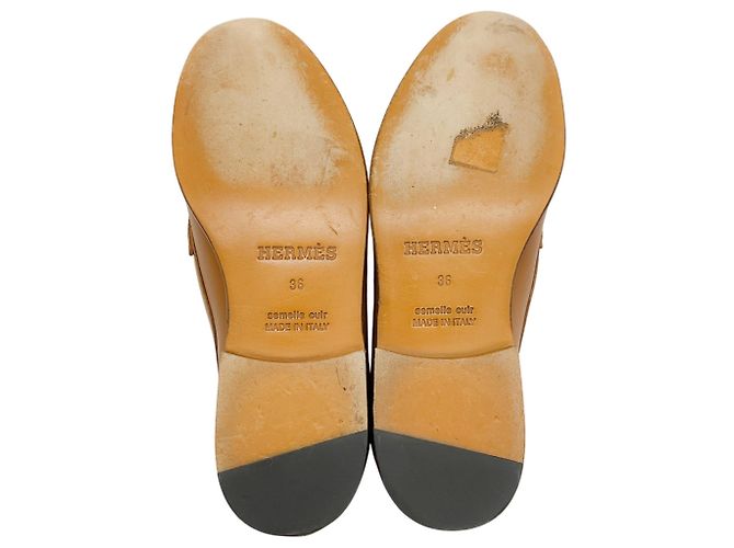 Hermès Hellbraune Leder Kennedy Slipper mit Leopardenmuster-Vamp - Ansicht 6
