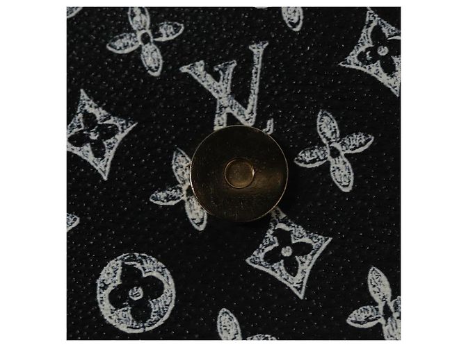 LOUIS VUITTON Catgram Borsa a Spalla Cat Pochette Nera M52935 LV Auth 101677SAM Nero - vista 25