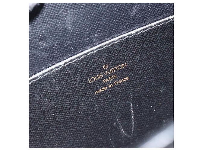 LOUIS VUITTON Pochette Uomo Epi Borsa Clutch Nera M52522 LV Auth ka2502 Nero - vista 9