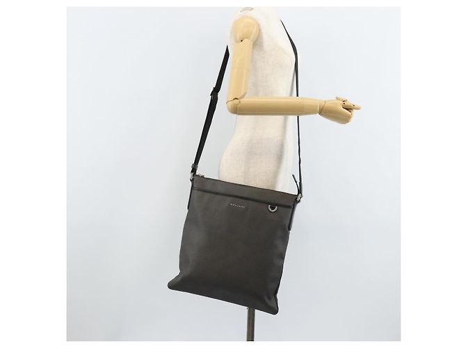 Bulgari BVLGARI Schultertasche aus PVC-Leder Grau Silber Authentisch 170273 Braun - Ansicht 24