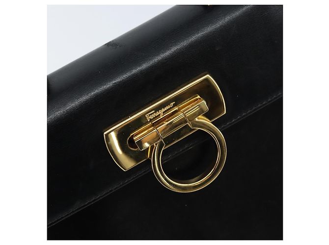 Bolso de mano Gancini de cuero negro y dorado Auth 173237 de Salvatore Ferragamo - vista 18