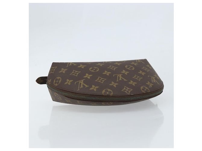 LOUIS VUITTON Pochette Cosmética Demi Ronde Monogramma M47520 LV Auth bs33388 - vista 5