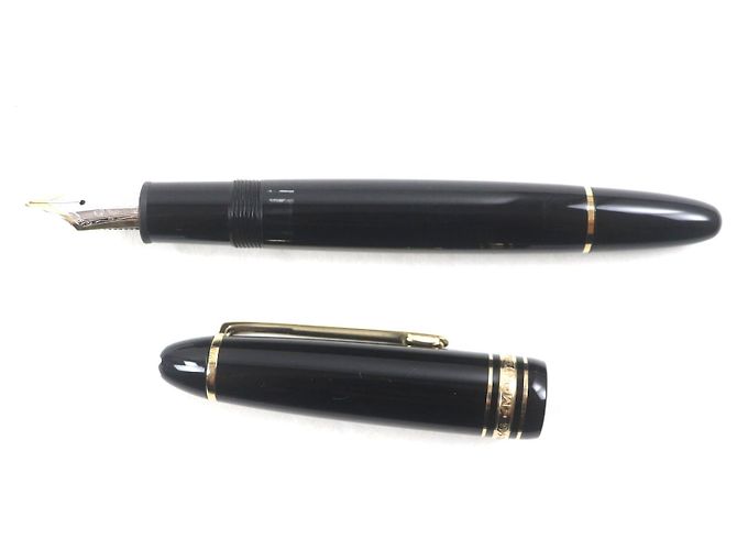 Montblanc Meisterstück 14K Füllfederhalter Schwarz - Ansicht 3