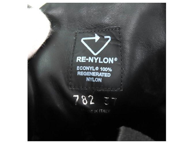 Botas de cuero cepillado con logo triangular de Re-Nylon de Prada Negro - Ansicht 12