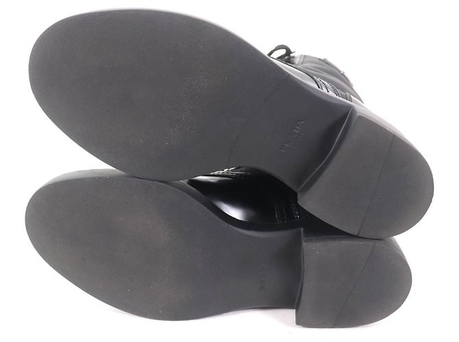 Botas de cuero cepillado con logo triangular de Re-Nylon de Prada Negro - Ansicht 7