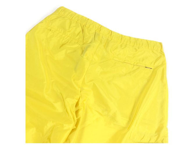Prada Shorts aus recyceltem Polyamid Gelb - Ansicht 4
